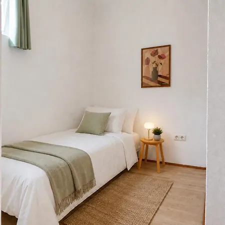 Haus Am Fluss - Alpinlake Apartamento *